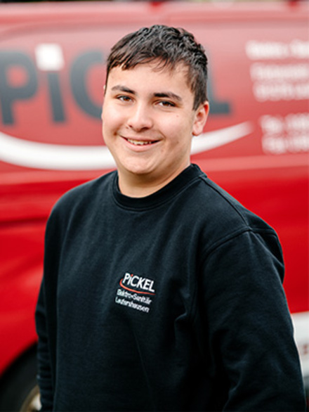 Adrian Meth bei Pickel Elektro- und Sanitär GmbH in Leutershausen